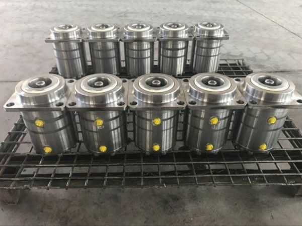 Welded Custom Hydraulic Cylinders / Short Stroke Compact Hydraulic Cylinders