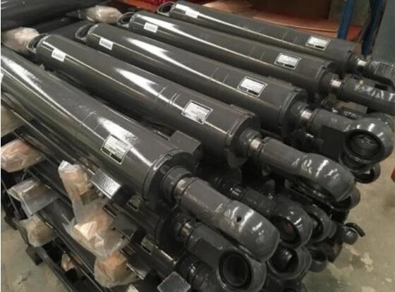 Steel Welded Hydraulic Cylinder For Earth Moving Machine Truck Crane OEM